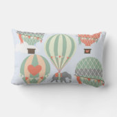 熱気の気球の上昇に乗っているかわいい象 ランバークッション (裏面)