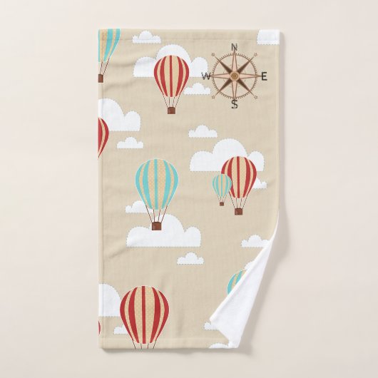 熱気の気球及びかわいい雲の冒険 バスタオルセット (ハンドタオル)