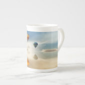 熱気は水反射を風船のようにふくらませます ボーンチャイナマグカップ (正面右)