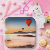 熱気球と山景色 ペーパープレート (パーティー)