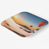 熱気球と山景色 ペーパープレート (傾斜あり)