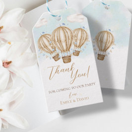 熱気茶色の風船の青いフラグが雲感謝していする ギフトタグ