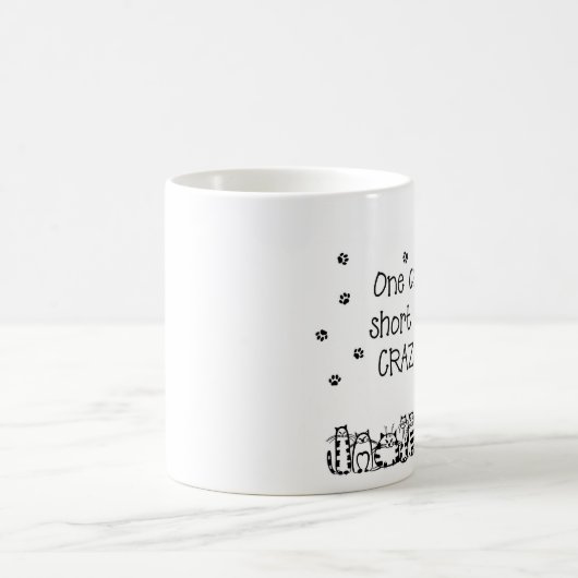 熱狂するなギフトの短い1匹の猫 コーヒーマグカップ (中央)