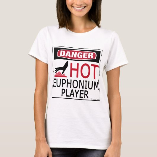 熱狂的なユーフォニアム選手 Tシャツ (正面)