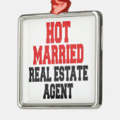 熱結婚した実在不動産業者 メタルオーナメント (左)