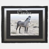 燃えがら フリースブランケット (正面(横))