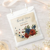 燃えたオレンジとネイビーブルーのフローラ結婚 フェイバーバッグ (クリップ留めされた状態)