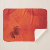 燃えたオレンジの柿の葉の秋 シェルパブランケット (正面(横))