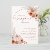 燃えたオレンジカボチャ秋のアーチ赤ちゃんシャワー 招待状 (スタンド正面)