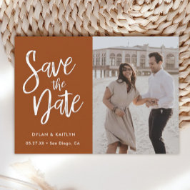 燃えたオレンジ色のミニマル写真日付を保存 案内状