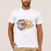 燃えるようなサッカーボールメンズTシャツ Tシャツ (正面)