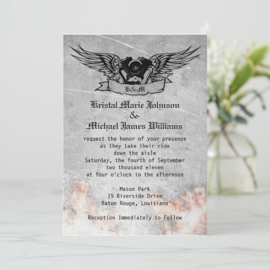 燃えるようなバイクもしくは自転車に乗る人の結婚式 招待状 (スタンド正面)