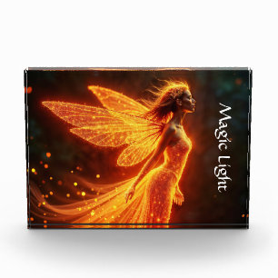 燃えるような妖精の女の子の赤い輝く翼かわいい魔法ネオン フォトブロック