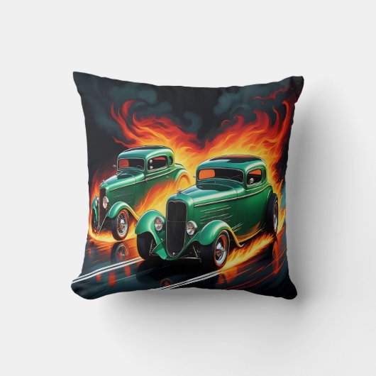 燃えるような日没のハイウェイで熱い棒をレースする クッション (正面)