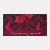 燃えるような赤い葉秋の デスクマット (正面)