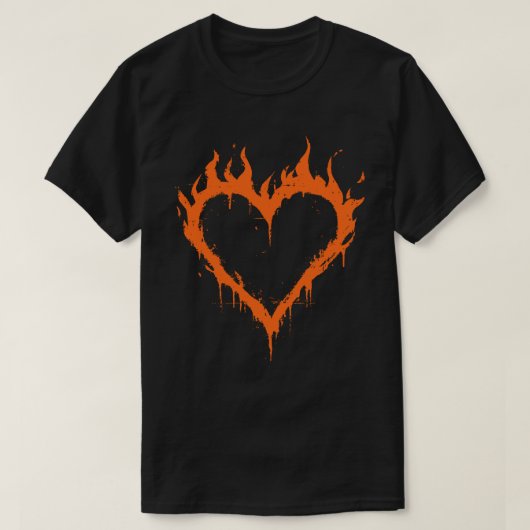 燃えるハートグランジ火災Y2K審美的 Tシャツ (デザイン正面)