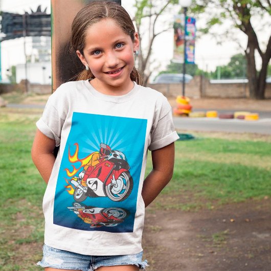 燃えるバイク乗りの女の子Tシャツ Tシャツ