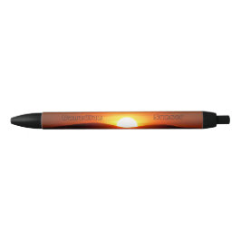 燃える夕日 黒ボールペン