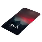 燃える雲、霧、山のモノグラム マグネット (左側)