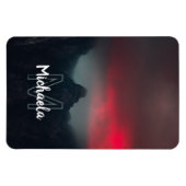 燃える雲、霧、山のモノグラム マグネット (横)