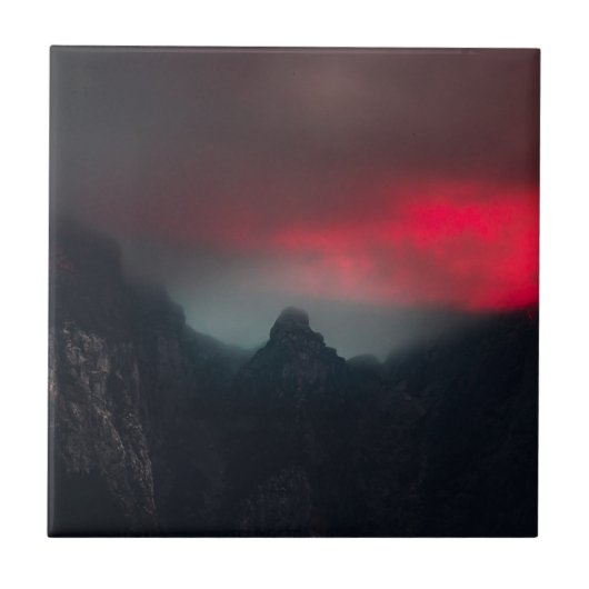 燃える雲、霧、山 タイル (正面)