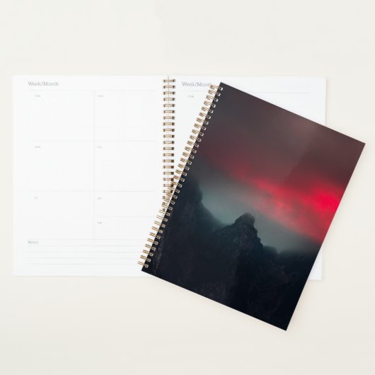 燃える雲、霧、山 プランナー手帳 (ディスプレー)