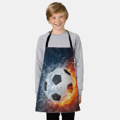 燃え盛りサッカー/サッカーボール装飾用クッション エプロン (着用した状態)