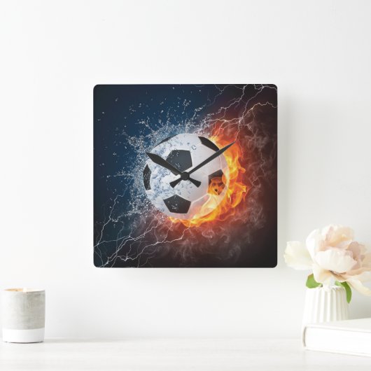 燃え盛りサッカー/サッカーボール装飾用クッション スクエア壁時計 (ホーム)