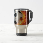 燃え盛りサッカー/サッカーボール装飾用クッション トラベルマグ (正面右)