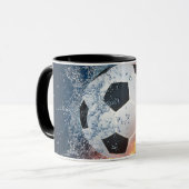 燃え盛りサッカー/サッカーボール装飾用クッション マグカップ (正面左)