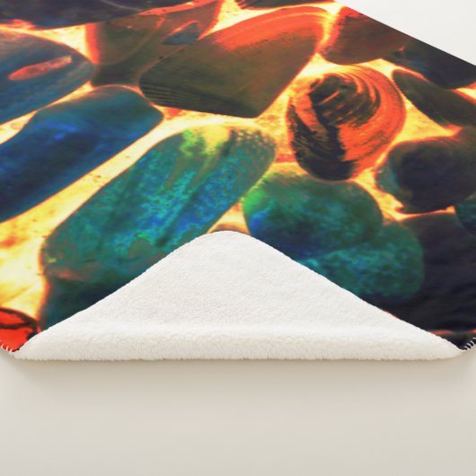 燃え盛る火山性溶岩またはメンバー上のカキの貝殻 シェルパブランケット (3/4)