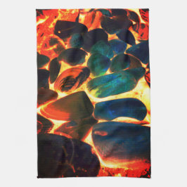 燃え盛る火山性溶岩や火の上に浮かぶ貝殻 キッチンタオル