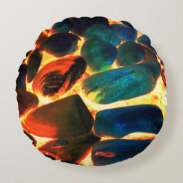 燃え盛る火山性溶岩や火の上に浮かぶ貝殻 ラウンドクッション