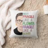 爆弾のように壊れやすい花のようにもろくない クッション (ブランケット)