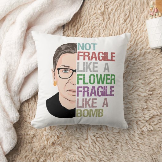 爆弾のように壊れやすい花のようにもろくない クッション (ブランケット)