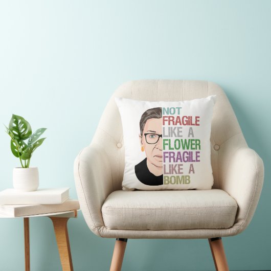 爆弾のように壊れやすい花のようにもろくない クッション (椅子)