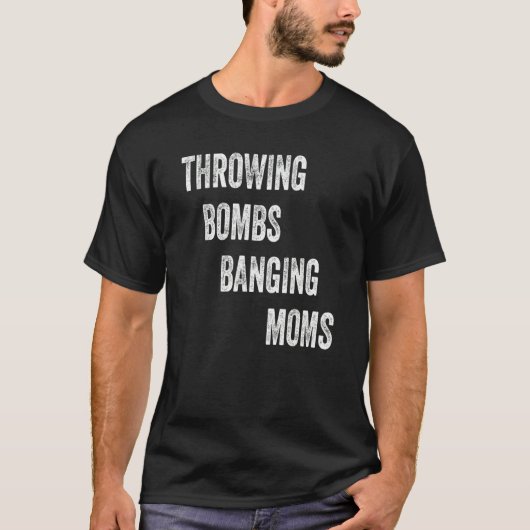 爆弾を投げつけるビートでママを叩く Tシャツ (正面)