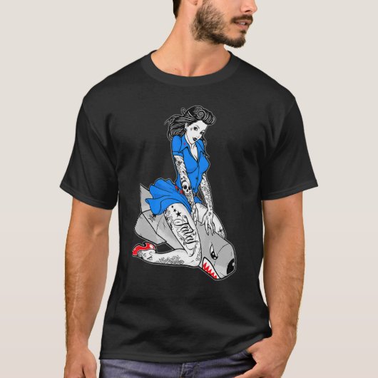 爆弾遠くに Tシャツ (正面)
