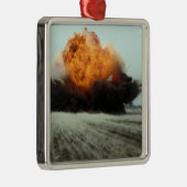 爆発が起こる メタルオーナメント (右)