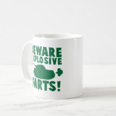 爆発性の屁を用心して下さい! コーヒーマグカップ (正面左)