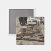 爆発装置の特定と発明 マグネット (正面/裏面)