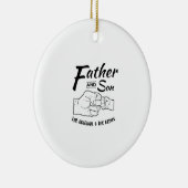 父および息子の握りこぶしの隆起 セラミックオーナメント (右)