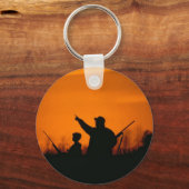 父と一緒に狩り キーホルダー (正面)