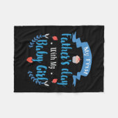 父と私の最初の父の日と私の赤ん坊の娘 フリースブランケット (正面(横))