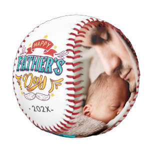 父の日のおめでとうタイポグラフィと家族の写真 野球ボール
