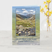 父の日の父のような人、山の風景 カード (黄色い花)