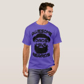 父の日の素晴らしパパはBeardsレトロ Tシャツ (正面フル)