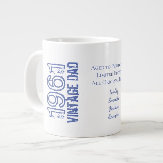 父の日ヴィンテージ年フォトブルー ジャンボコーヒーマグカップ (正面左)