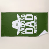 父の日-歩くパパ以来…… ビーチタオル (正面)