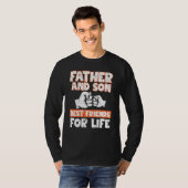 父は人生最高のの友笑わされる達 Tシャツ (正面フル)